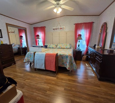 CALL LISTING AGENT FOR INFORMATION!!! COMMUNITY: Sought after - photo 16