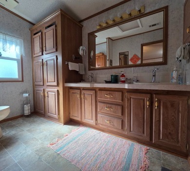 CALL LISTING AGENT FOR INFORMATION!!! COMMUNITY: Sought after - photo 17