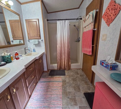 CALL LISTING AGENT FOR INFORMATION!!! COMMUNITY: Sought after - photo 18