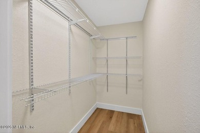 SELLER OFFERING UP TO 10K TOWARDS 2-1 RATE BUY DOWN OR CLOSING - photo 29
