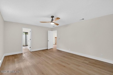 SELLER OFFERING UP TO 10K TOWARDS 2-1 RATE BUY DOWN OR CLOSING - photo 37
