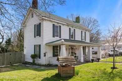 Historic charm meets contemporary living standards in this - photo 4