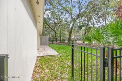 SELLER OFFERING UP TO 10K TOWARDS 2-1 RATE BUY DOWN OR CLOSING - photo 49