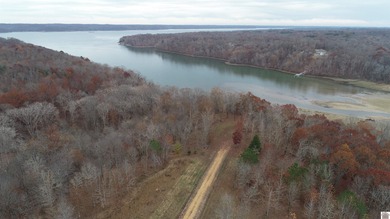 Lake Acreage For Sale in Murray, Kentucky