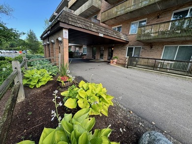 (private lake, pond, creek) Condo For Sale in Downers Grove Illinois