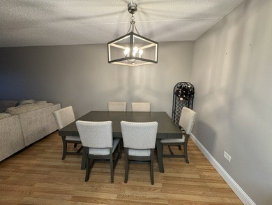 Welcome to the Penthouse ! Top floor living has it's advantages - photo 6