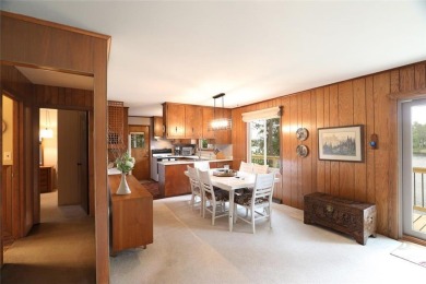 Furnished Lake Eshquaguma 3BR Yr Round Lake Home Built By