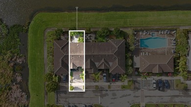 Move-In Ready Lakefront Townhome Minutes from Nova & FLL - photo 17