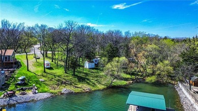 Enjoy lake living at its best with this ready-to-go waterfront - photo 21