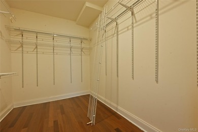 Welcome to this spacious 2-bedroom, 2.5-bathroom condominium - photo 31