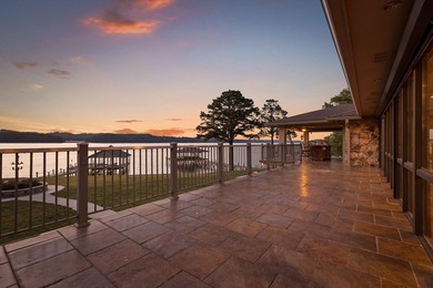 Welcome to 4919 Bal Harbor Circle! Perfectly positioned on the - photo 3