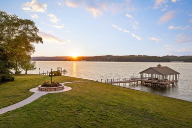 Welcome to 4919 Bal Harbor Circle! Perfectly positioned on the - photo 6