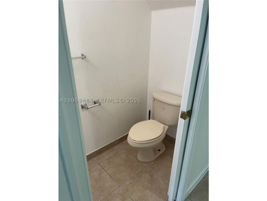 Beautiful and well-maintained 2BR/2.5BA townhome in the gated - photo 11
