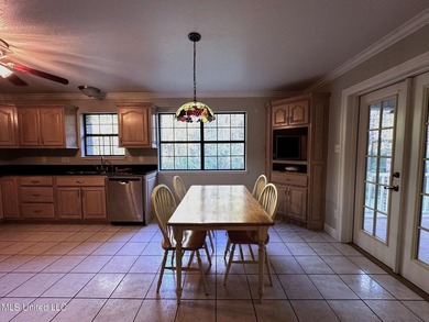Nice one story home located on a cul de sac in a quiet area - photo 13