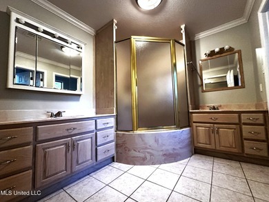 Nice one story home located on a cul de sac in a quiet area - photo 17