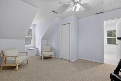Tucked away on a charming and tranquil cul-de-sac in the coveted - photo 32