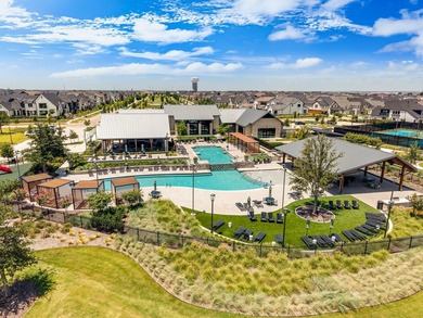 Experience elevated luxury in this gorgeous Huntington custom in - photo 38
