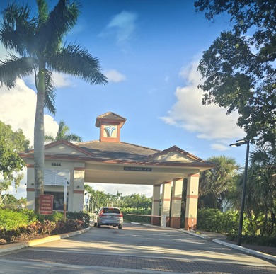 Lake Condo For Sale in Lake Worth, Florida