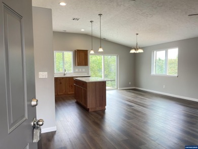 Accepted Offer with Contingencies. Lovely Takena Estates Home!