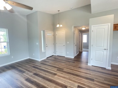 Accepted Offer with Contingencies. Lovely Takena Estates Home!