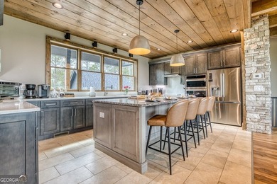 Welcome to Oakwood Estates, a bespoke mountain estate where - photo 11
