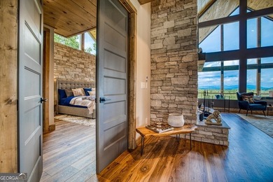 Welcome to Oakwood Estates, a bespoke mountain estate where - photo 14