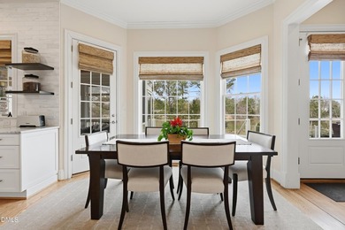 EXECUTIVE LAKEFRONT HOME! Stunning home situated on a gorgeous - photo 22
