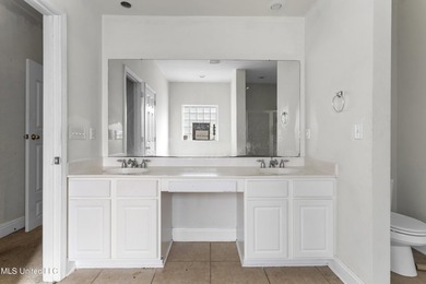 This spacious five-bedroom, three-and-a-half-bath - photo 24