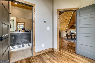 Welcome to Oakwood Estates, a bespoke mountain estate where - photo 29