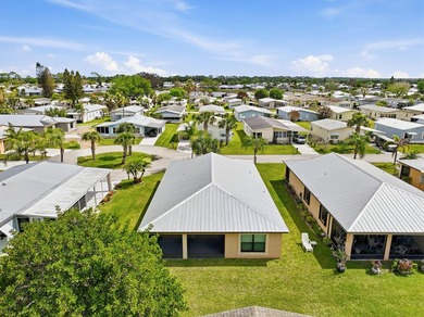Welcome home to this pristine 2BR/2BA fully furnished residence - photo 35