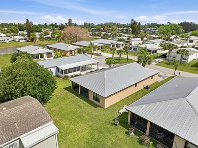 Welcome home to this pristine 2BR/2BA fully furnished residence - photo 36