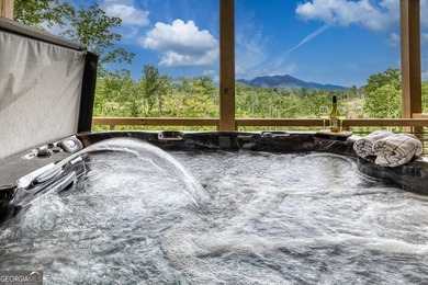 Welcome to Oakwood Estates, a bespoke mountain estate where - photo 39