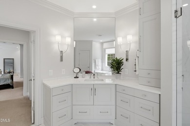EXECUTIVE LAKEFRONT HOME! Stunning home situated on a gorgeous - photo 42