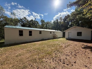 Lake Barkley Home Sale Pending in Bumpus Mills Tennessee