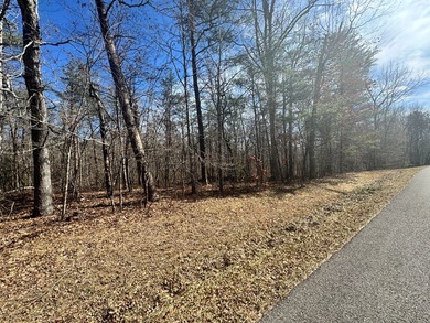 This lot in Cumberland Lakes is conveniently located between - photo 3