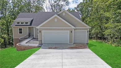 Lake Avalon Home For Sale in Bella Vista Arkansas