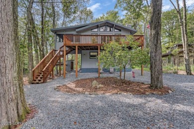 Lake Home For Sale in Pocono Pines, Pennsylvania