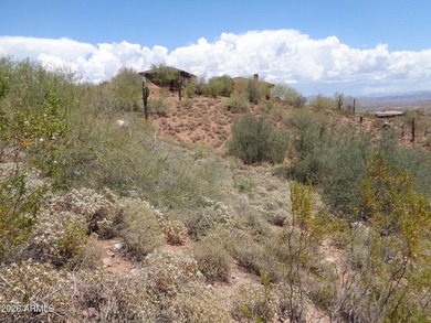 Welcome to Firerock Country Club's Beauty and Charm! This home - photo 8