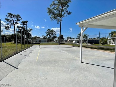 BEST VALUE in Lazy Days Village! PRICED to SELL, FURNISHED - photo 24