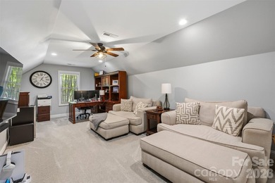 Welcome to refined Lake Norman living in the desirable Lakewood - photo 26
