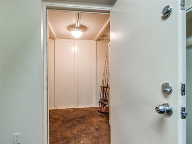 Just an easy drive from Oklahoma City, this rare 166.99 acre - photo 34
