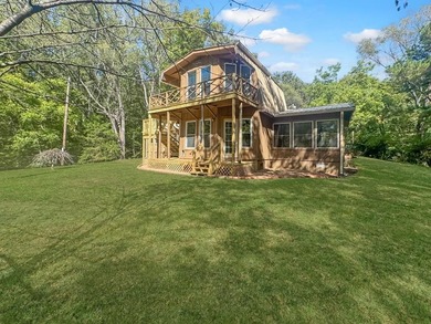 Lake Barkley Home For Sale in Dover Tennessee