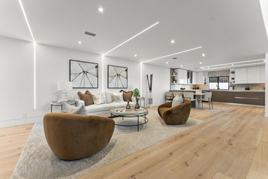 Coastal luxury meets modern perfection in these stunning - photo 4