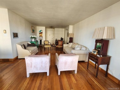 Rare find, Luxury High Rise Bldg . Gorgeous SE Water View - photo 4