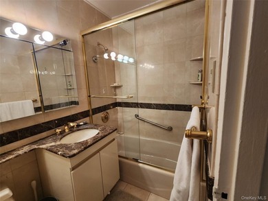 Rare find, Luxury High Rise Bldg . Gorgeous SE Water View - photo 5