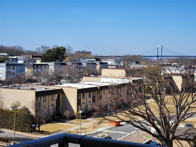 Rare find, Luxury High Rise Bldg . Gorgeous SE Water View - photo 8