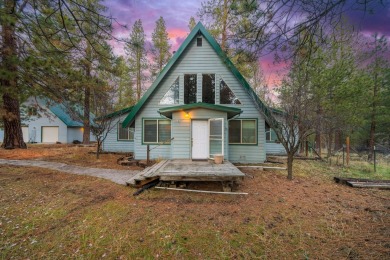 (private lake, pond, creek) Home For Sale in Dorris Oregon