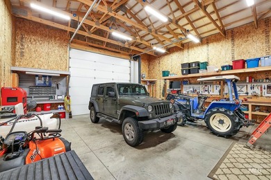 We are calling this unique property a SHOME. It is a 30 x40 shop - photo 17