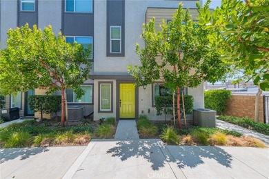 Beautiful 4 bedroom, 3.5 bathroom townhome located at Harbor - photo 1