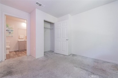 Beautiful 4 bedroom, 3.5 bathroom townhome located at Harbor - photo 5